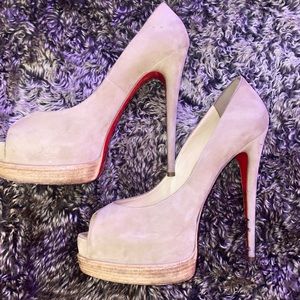 Louboutin nude stilettos
